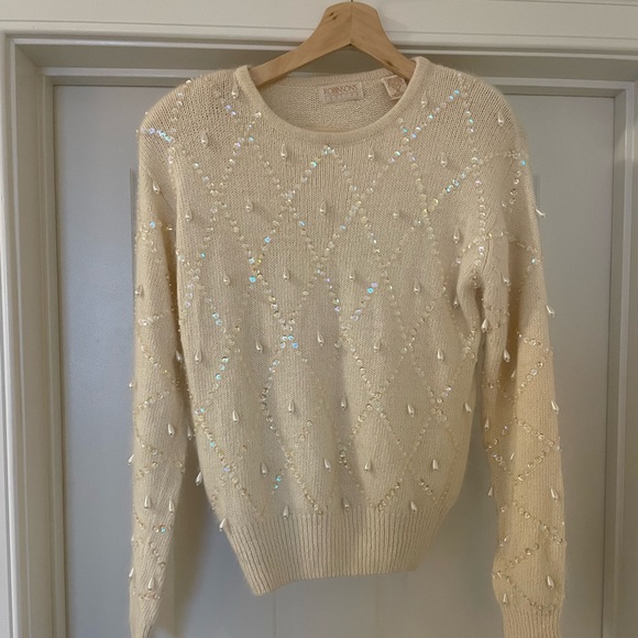 Beautiful Vintage 1990s Beaded Silk Blend Sweater - Picture 2 of 6